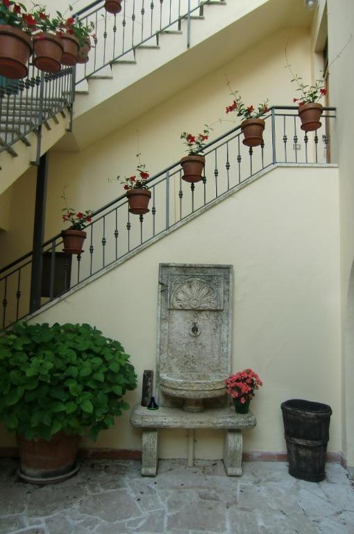 Casa Vacanze Villa Giusterna Monte Benichi Habitación foto